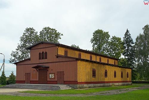 Drewniany kościół w Starej Pawłówce